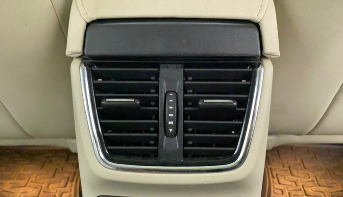 2019 Skoda Octavia L&K 1.8 TSI AT, Petrol, Automatic, 35,897 km, Rear AC Vents