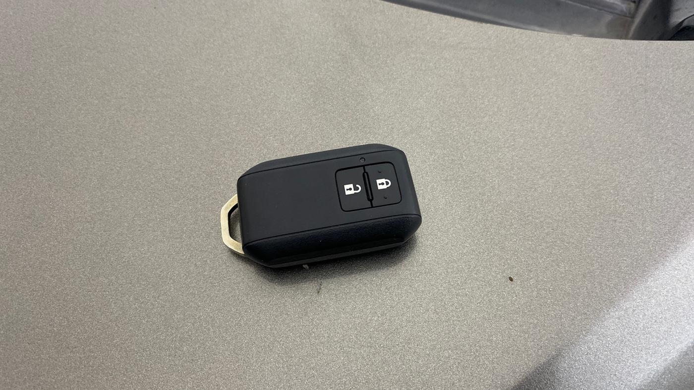 2019 Maruti Ertiga ZXI AT SHVS, Petrol, Automatic, 1,08,314 km, Key Close Up