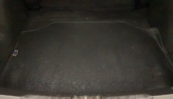 2015 Tata Zest XMS 90PS DIESEL, Diesel, Manual, 64,888 km, Boot Inside