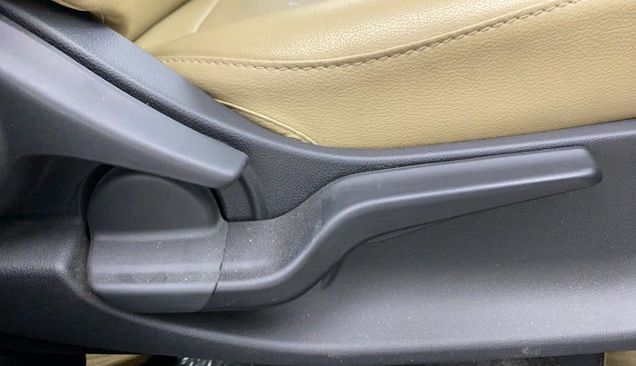 2019 Honda Amaze 1.2L I-VTEC V CVT, Petrol, Automatic, 67,011 km, Driver Side Adjustment Panel