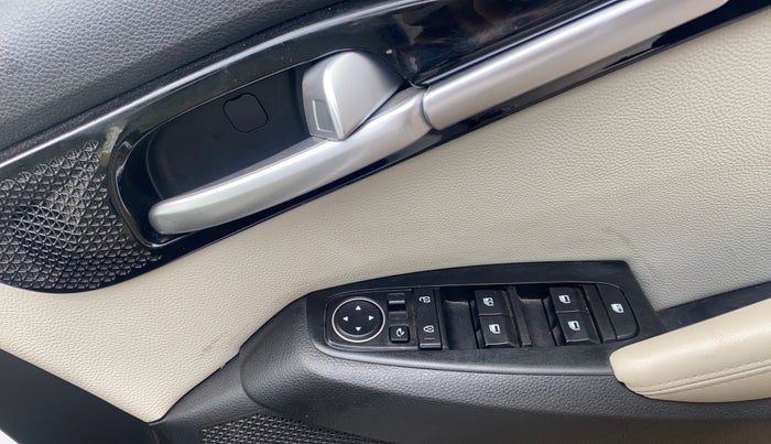 2021 KIA SELTOS HTX 1.5 PETROL, Petrol, Manual, 32,501 km, Driver Side Door Panels Control