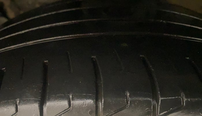 2021 KIA SELTOS HTX 1.5 PETROL, Petrol, Manual, 32,501 km, Left Front Tyre Tread