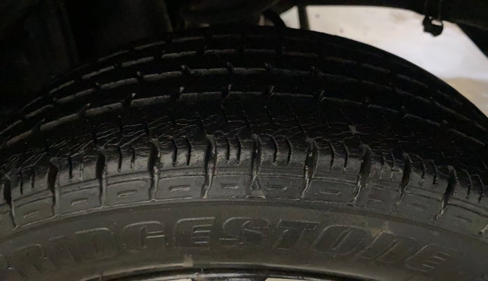 2015 Maruti Alto K10 VXI, Petrol, Manual, 43,145 km, Left Rear Tyre Tread