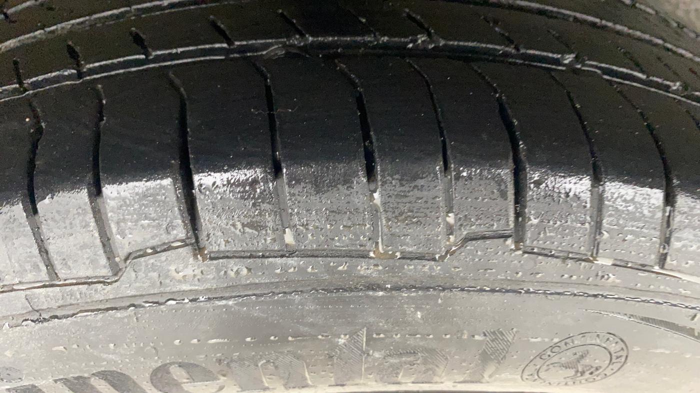2015 Maruti Celerio VXI, Petrol, Manual, 1,03,178 km, Right Rear Tyre Tread