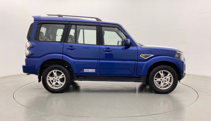 2014 Mahindra Scorpio S10, Diesel, Manual, 52,627 km, Right Side View