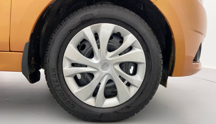 2016 Tata Tiago XT 1.2 REVOTRON, Petrol, Manual, 1,26,689 km, Right Front Wheel
