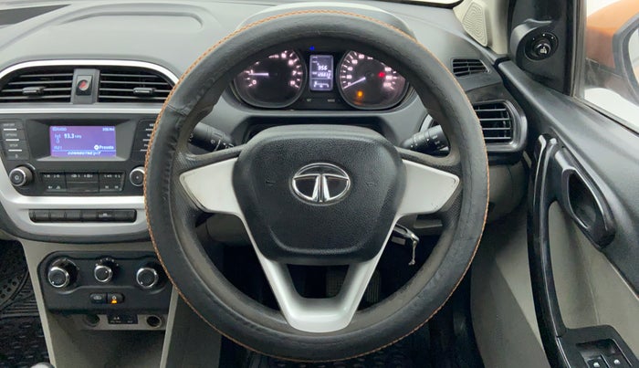 2016 Tata Tiago XT 1.2 REVOTRON, Petrol, Manual, 1,26,689 km, Steering wheel closeup