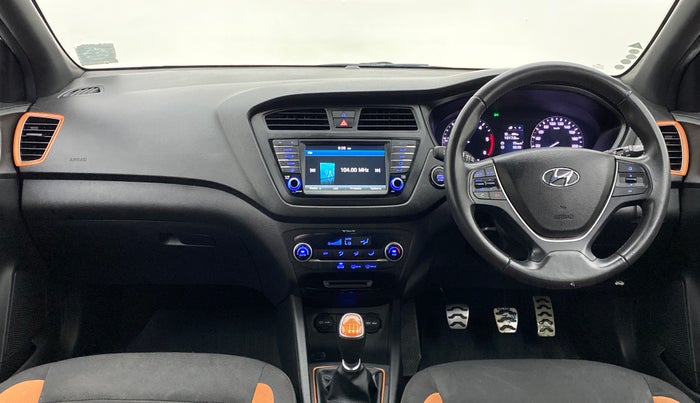 2016 Hyundai i20 Active 1.4 SX, Diesel, Manual, 38,546 km, Dashboard