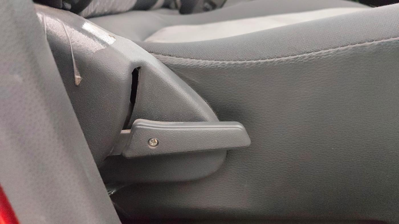 2018 Maruti Alto 800 LXI, Petrol, Manual, 22,508 km, Driver Side Adjustment Panel