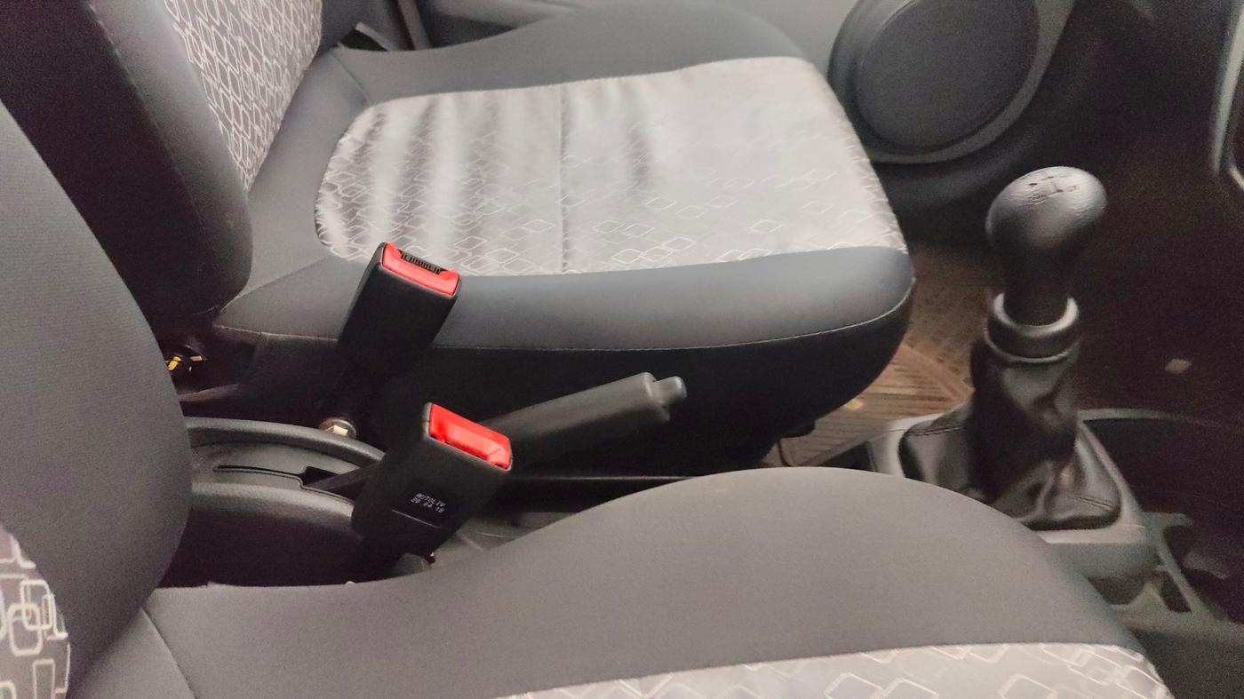 2018 Maruti Alto 800 LXI, Petrol, Manual, 22,508 km, Gear Lever