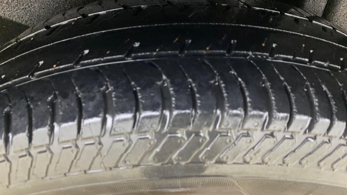 2016 Maruti Swift VDI, Diesel, Manual, 98,719 km, Left Rear Tyre Tread