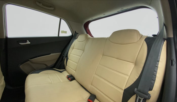 2014 Hyundai Grand i10 SPORTS 1.2 VTVT, Petrol, Manual, 41,654 km, Right Side Door Cabin View