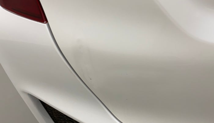 2017 Honda Jazz 1.2L I-VTEC V, Petrol, Manual, 60,536 km, Dicky (Boot door) - Slightly dented