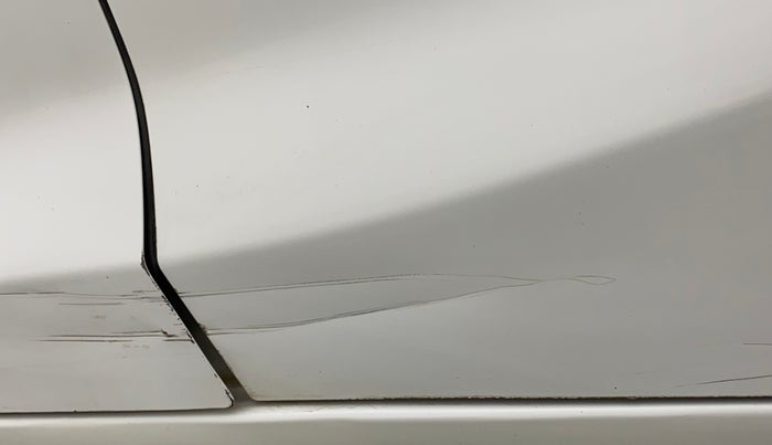 2017 Honda Jazz 1.2L I-VTEC V, Petrol, Manual, 60,536 km, Rear left door - Slightly dented