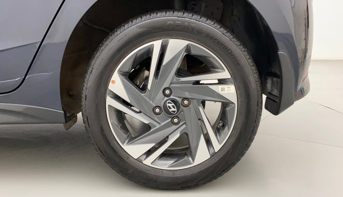 2023 Hyundai NEW I20 ASTA (O) 1.2 MT, Petrol, Manual, 3,928 km, Left Rear Wheel