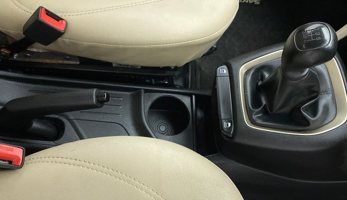 2019 Hyundai NEW SANTRO ERA, Petrol, Manual, 22,383 km, Gear Lever