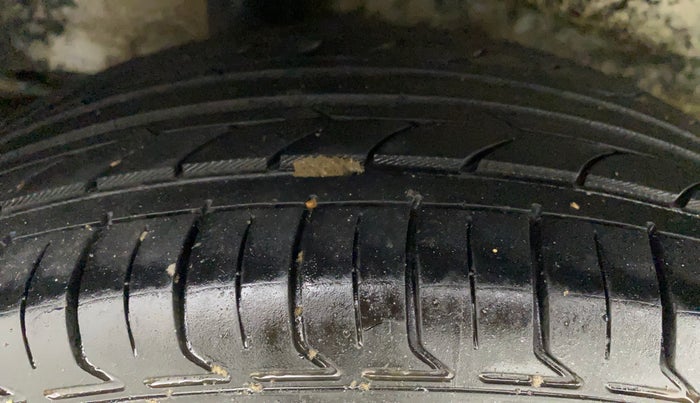 2017 Honda City 1.5L I-VTE V CVT, CNG, Automatic, 95,587 km, Right Rear Tyre Tread