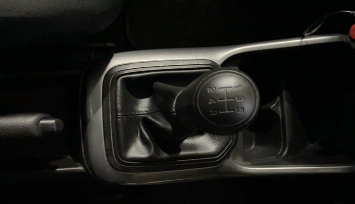 2022 Maruti IGNIS SIGMA 1.2, Petrol, Manual, 5,802 km, Gear Lever