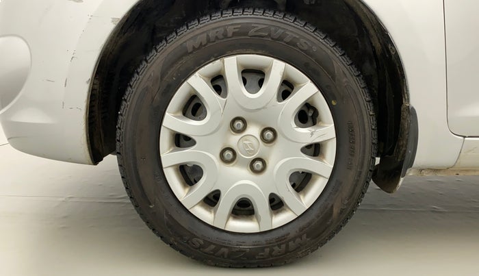 2011 Hyundai i20 MAGNA (O) 1.2, Petrol, Manual, 25,809 km, Left Front Wheel