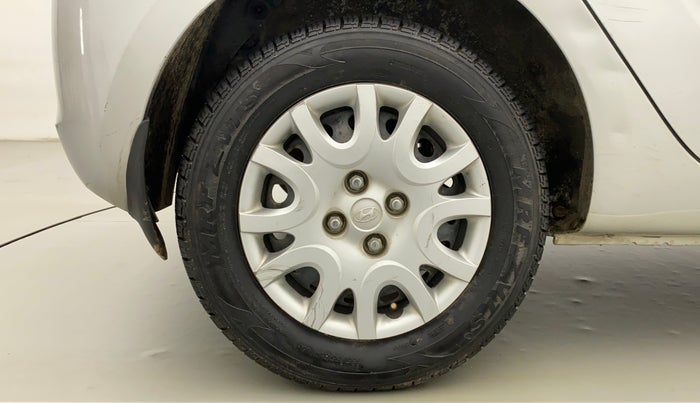 2011 Hyundai i20 MAGNA (O) 1.2, Petrol, Manual, 25,809 km, Right Rear Wheel