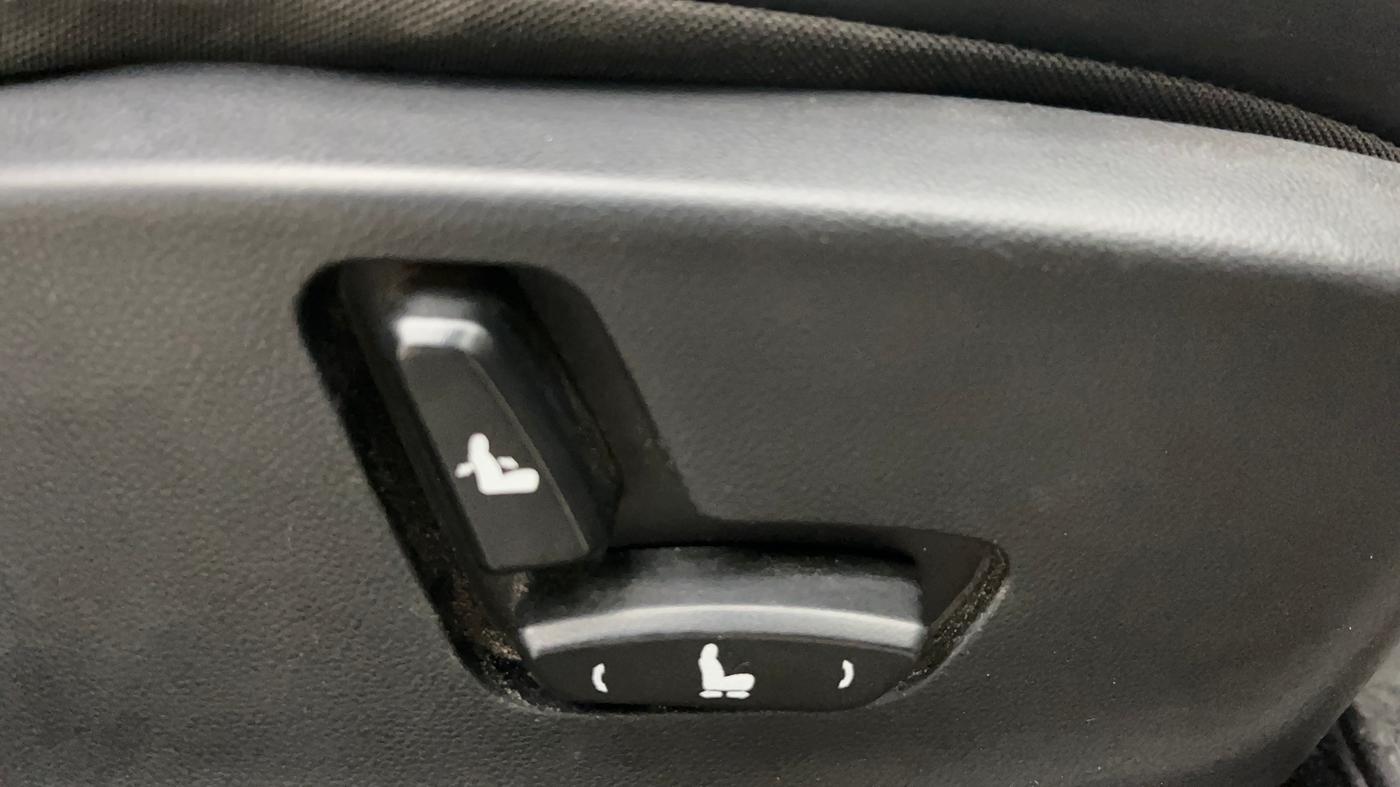2021 MG HECTOR SHARP 2.0 DIESEL, Diesel, Manual, 85,738 km, Driver Side Adjustment Panel