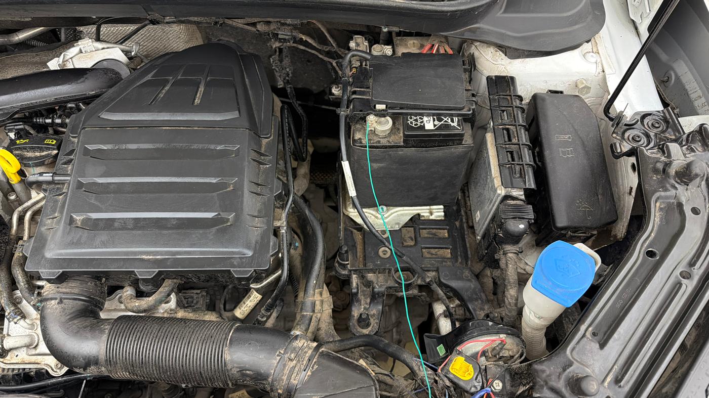 2025 Skoda Kylaq Signature, Petrol, Manual, 19,275 km, Engine View - Left