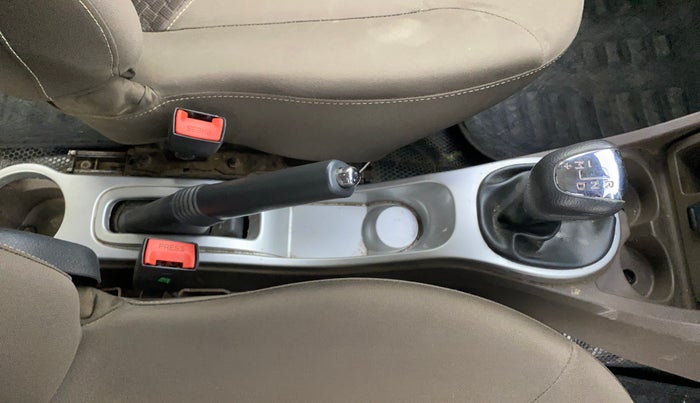 2016 Renault Duster 110 PS RXZ 4X2 AMT DIESEL, Diesel, Automatic, 86,321 km, Gear Lever