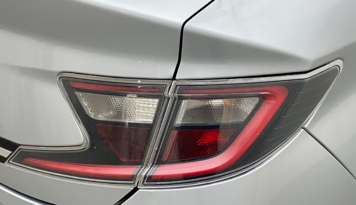 2020 Hyundai AURA S 1.2 CNG, CNG, Manual, 68,025 km, Right tail light - Reverse gear light not functional