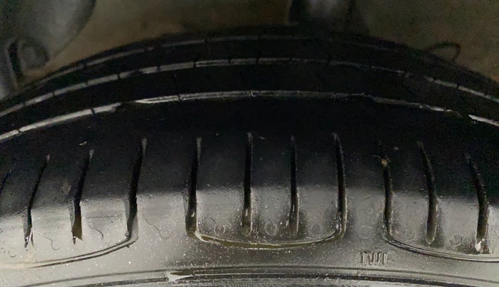 2020 Hyundai AURA S 1.2 CNG, CNG, Manual, 68,025 km, Left Front Tyre Tread