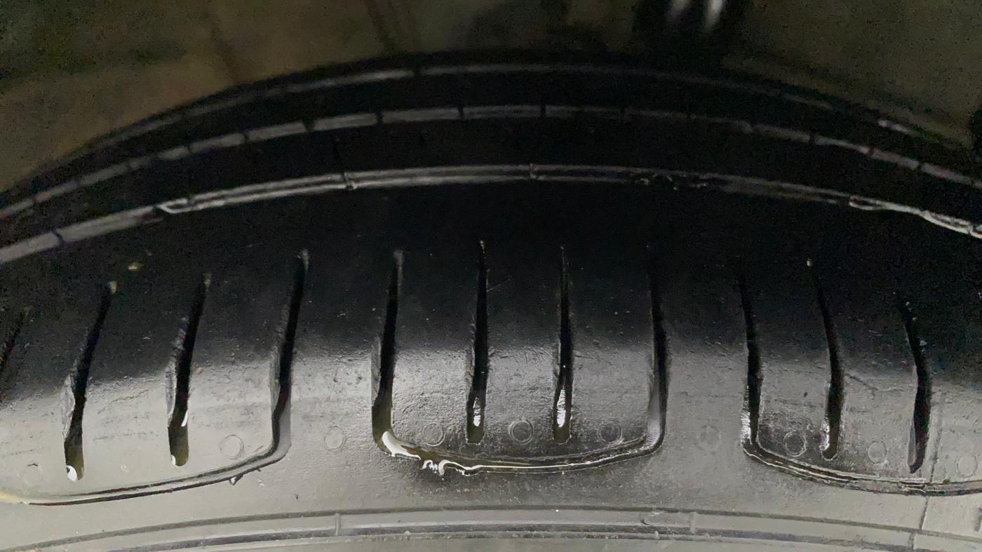 2020 Hyundai AURA S 1.2 CNG, CNG, Manual, 68,025 km, Right Front Tyre Tread