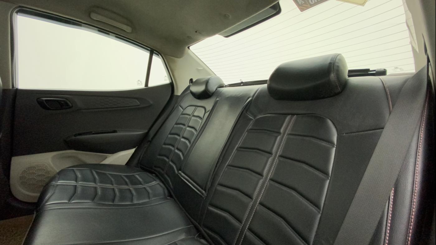2020 Hyundai AURA S 1.2 CNG, CNG, Manual, 68,025 km, Right Side Rear Door Cabin
