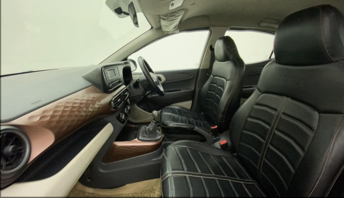 2020 Hyundai AURA S 1.2 CNG, CNG, Manual, 68,025 km, Right Side Front Door Cabin