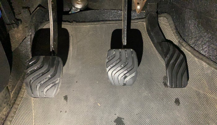 2023 Renault Kwid RXT 1.0, Petrol, Manual, 43,629 km, Pedals