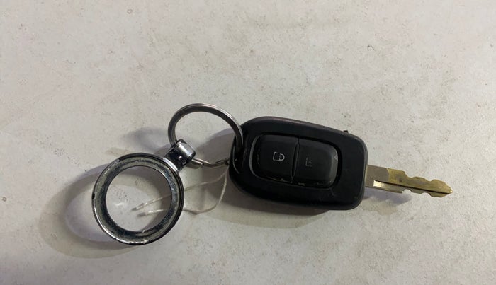 2023 Renault Kwid RXT 1.0, Petrol, Manual, 43,629 km, Key Close Up