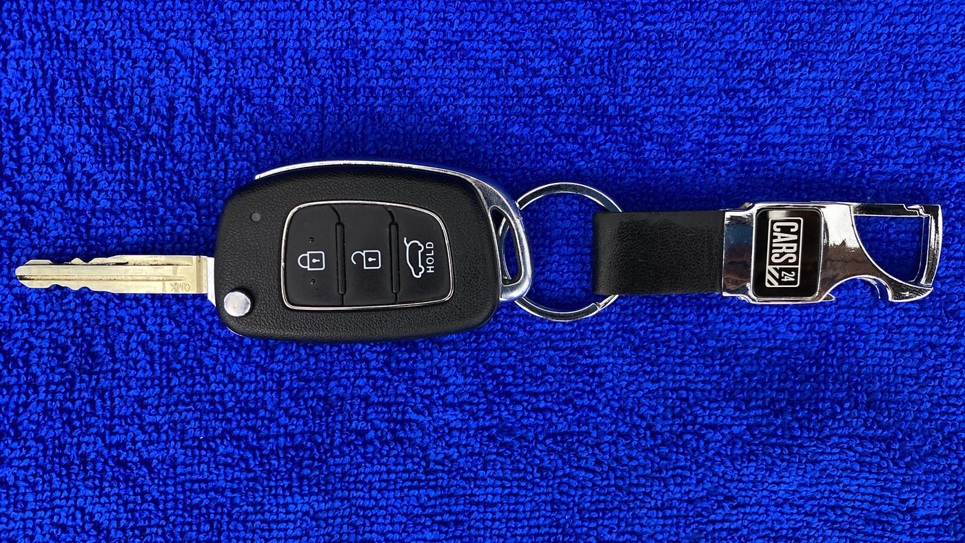 2020 Hyundai VENUE SX 1.0 GDI IMT, Petrol, Manual, 14,438 km, Key Close Up
