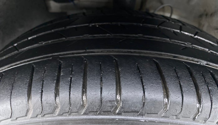 2020 Hyundai VENUE SX 1.0 GDI IMT, Petrol, Manual, 14,438 km, Left Front Tyre Tread