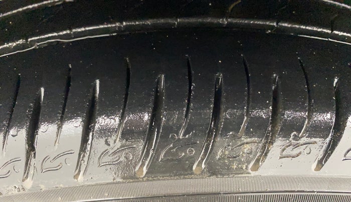 2024 KIA SONET HTX PLUS 1.0 TURBO PETROL IMT, Petrol, Manual, 33,565 km, Left Front Tyre Tread