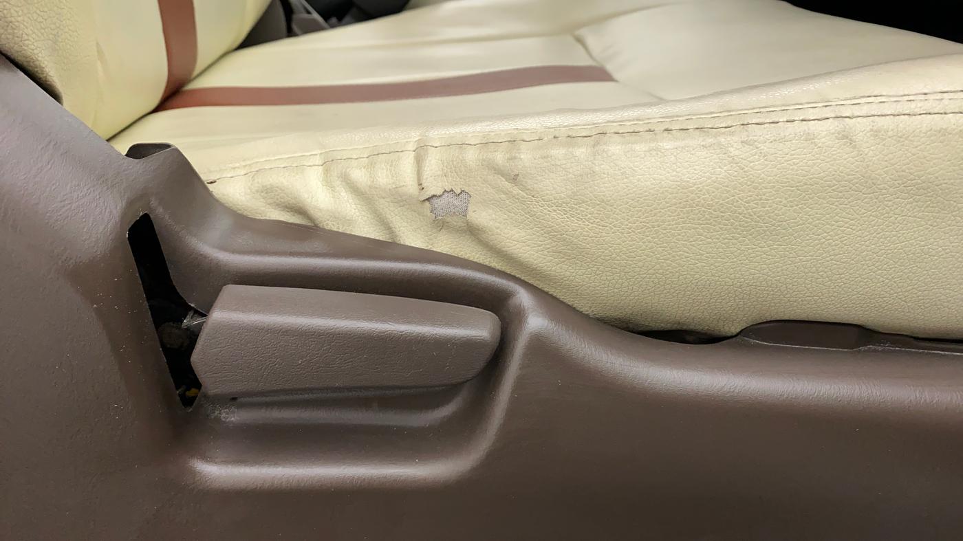 2010 Maruti Zen Estilo VXI, Petrol, Manual, 40,992 km, Driver Side Adjustment Panel