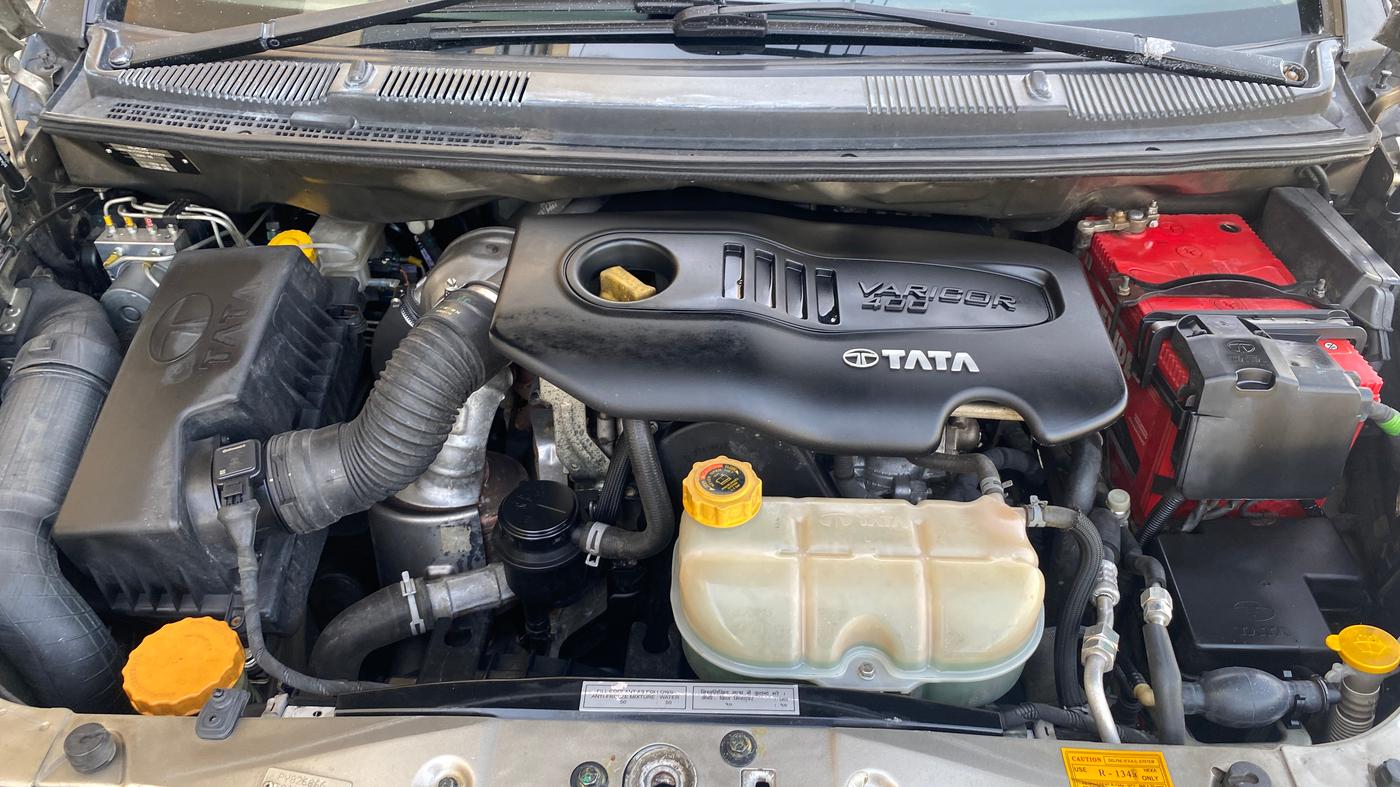 2019 Tata Hexa XTA 4X2 7 STR, Diesel, Automatic, 95,545 km, Engine View