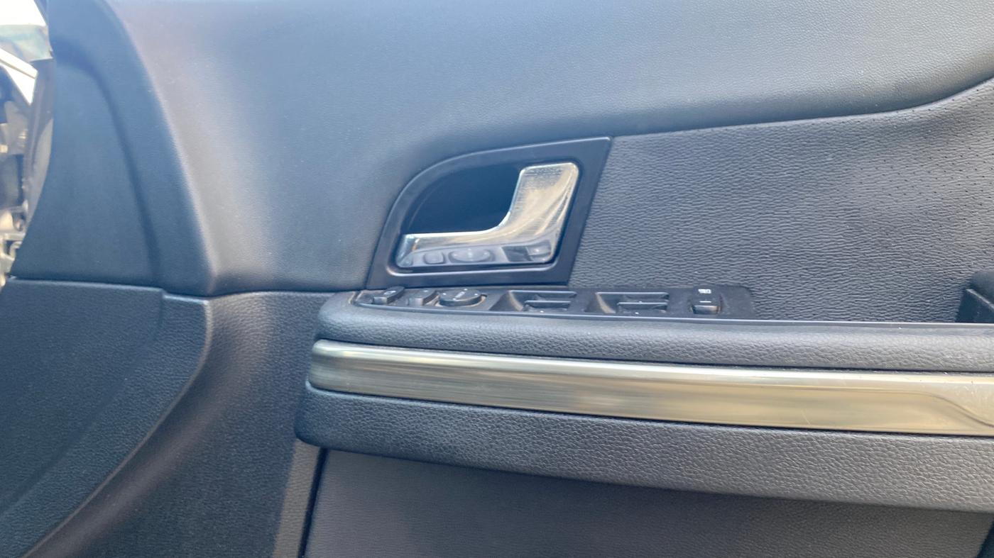 2019 Tata Hexa XTA 4X2 7 STR, Diesel, Automatic, 95,545 km, Driver Side Door Panels Control