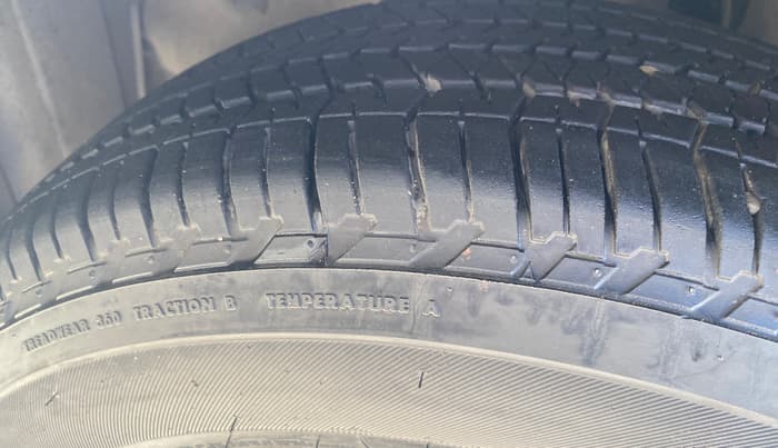 2019 Tata Hexa XTA 4X2 7 STR, Diesel, Automatic, 95,640 km, Left Front Tyre Tread
