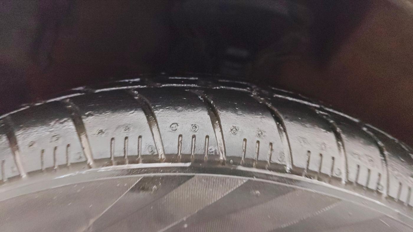 2021 Maruti Celerio ZXI (O), Petrol, Manual, 14,301 km, Left Front Tyre Tread