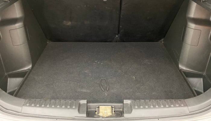 2020 Maruti Vitara Brezza ZXI+ AT SHVS, Petrol, Automatic, 52,398 km, Boot Inside