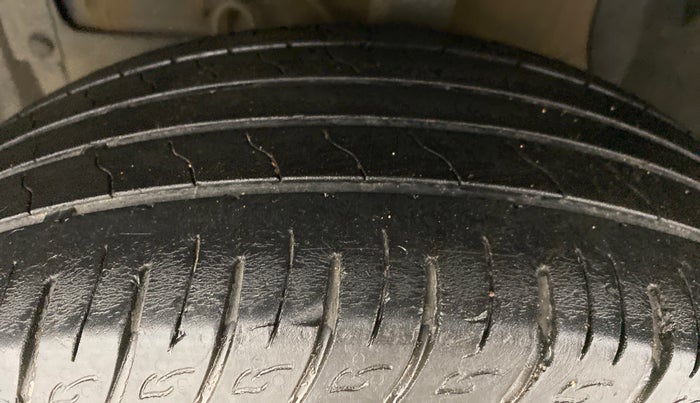 2020 Maruti Vitara Brezza ZXI+ AT SHVS, Petrol, Automatic, 52,398 km, Left Front Tyre Tread