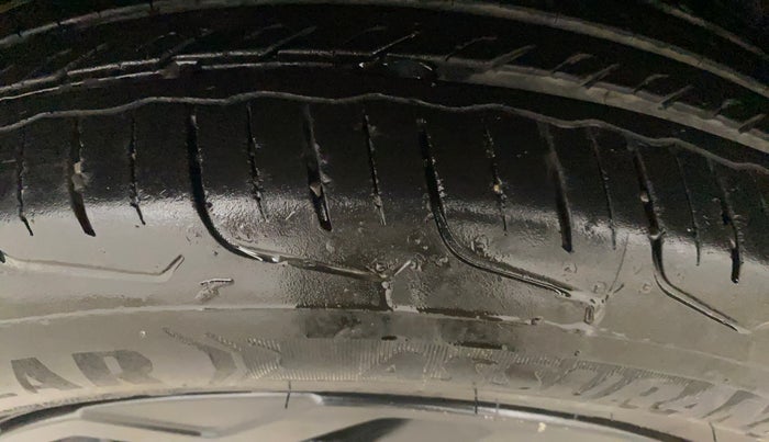 2024 Maruti FRONX DELTA PLUS 1.2L AGS, CNG, Automatic, 40,999 km, Left Front Tyre Tread