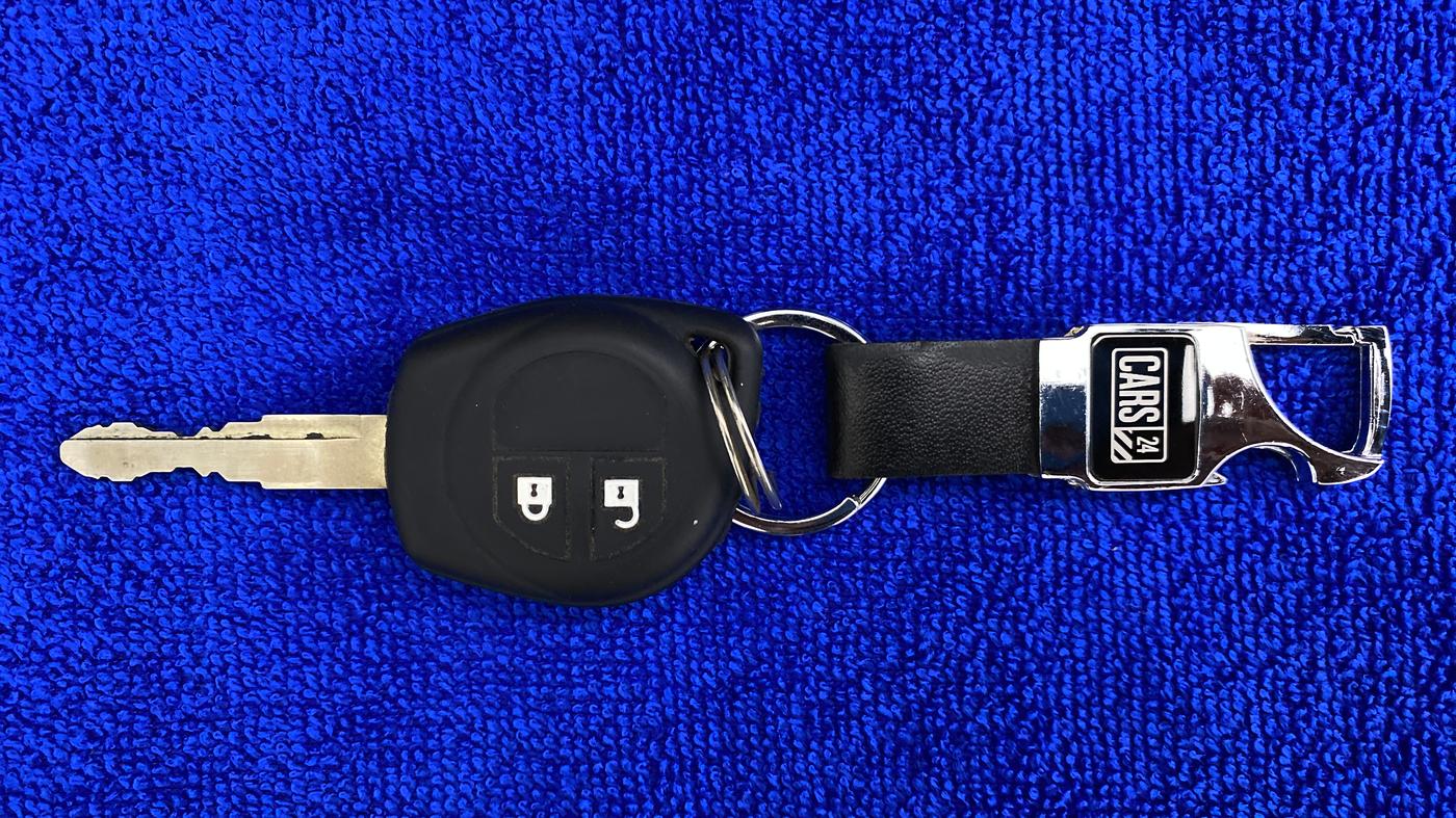 2018 Maruti Dzire VXI, Petrol, Manual, 12,165 km, Key Close Up