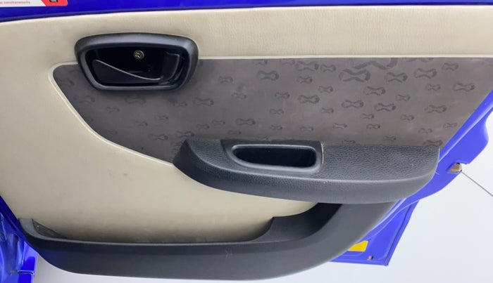 2016 Tata Nano TWIST XTA, Petrol, Automatic, 13,294 km, Driver Side Door Panels Control