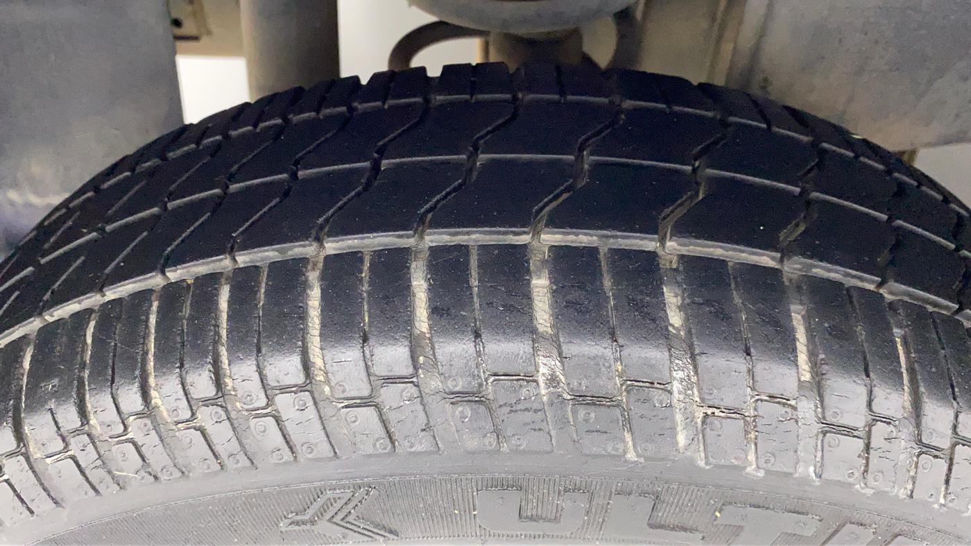 2016 Tata Nano TWIST XTA, Petrol, Automatic, 13,294 km, Right Rear Tyre Tread