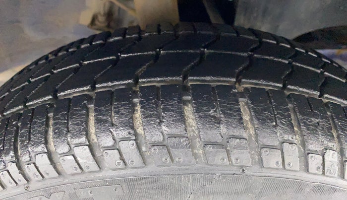 2016 Tata Nano TWIST XTA, Petrol, Automatic, 13,294 km, Right Front Tyre Tread