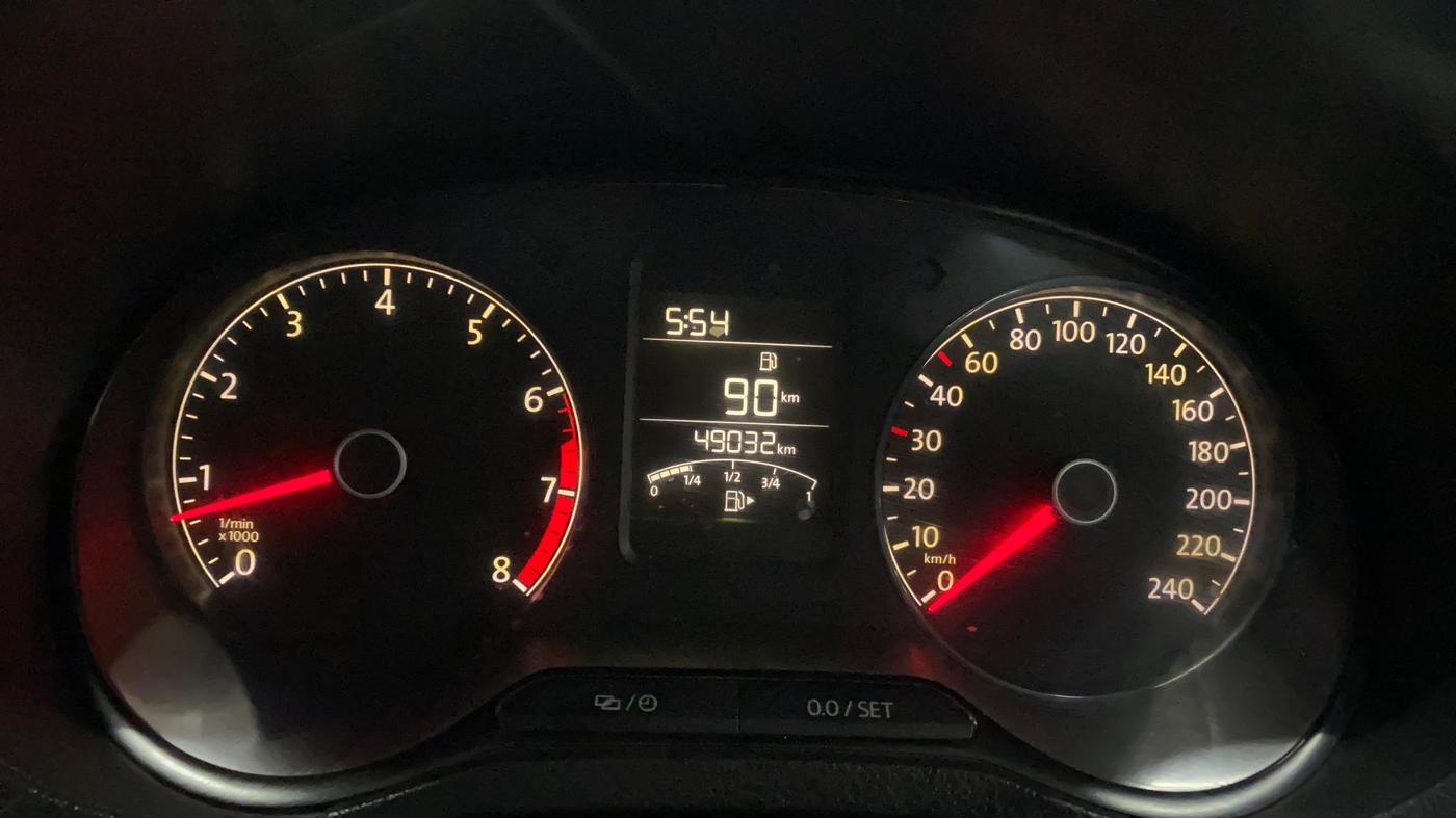 2017 Volkswagen Vento HIGHLINE 1.6 MPI, Petrol, Manual, 49,026 km, Odometer Image